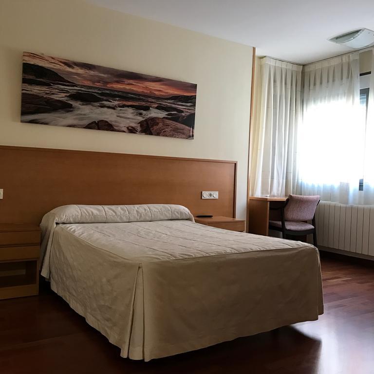 Hostal El Poligono Zamora Ngoại thất bức ảnh